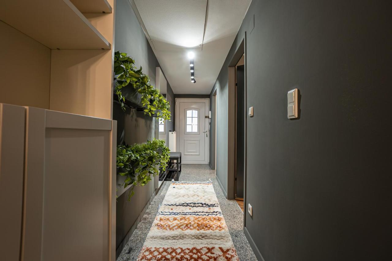 וינה Brand-New Double Bedroom Apartment מראה חיצוני תמונה